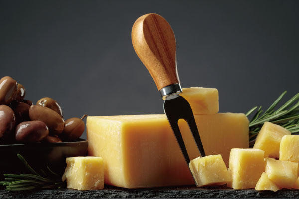 How yeast extract can fix the flavour conundrum of vegan cheese
